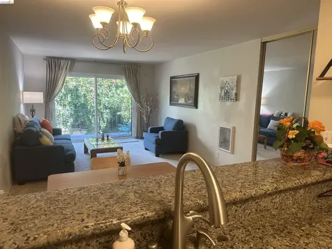 625 El Dorado Avenue Oakland CA 94611