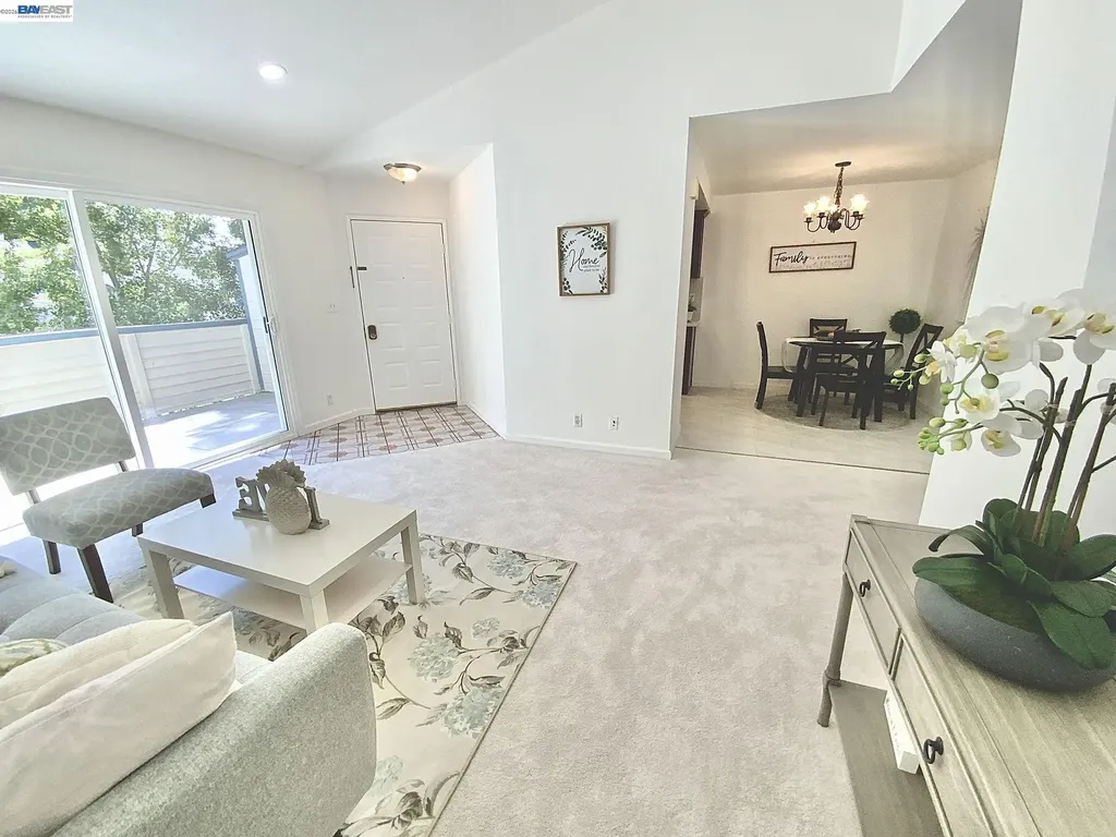 404 Sequim Common Fremont CA 94539