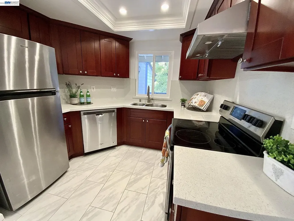 404 Sequim Common Fremont CA 94539