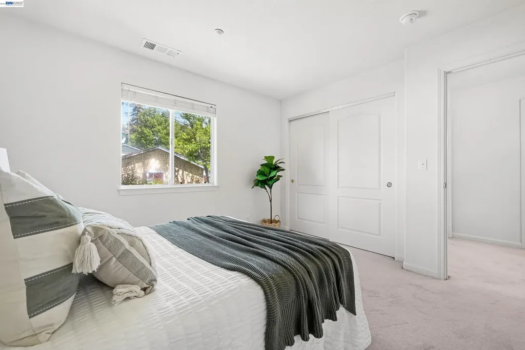 5133 Madison Lane Castro Valley CA 94546