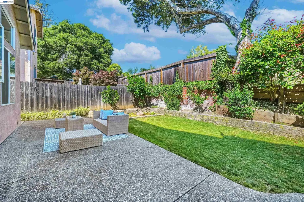 5133 Madison Lane Castro Valley CA 94546