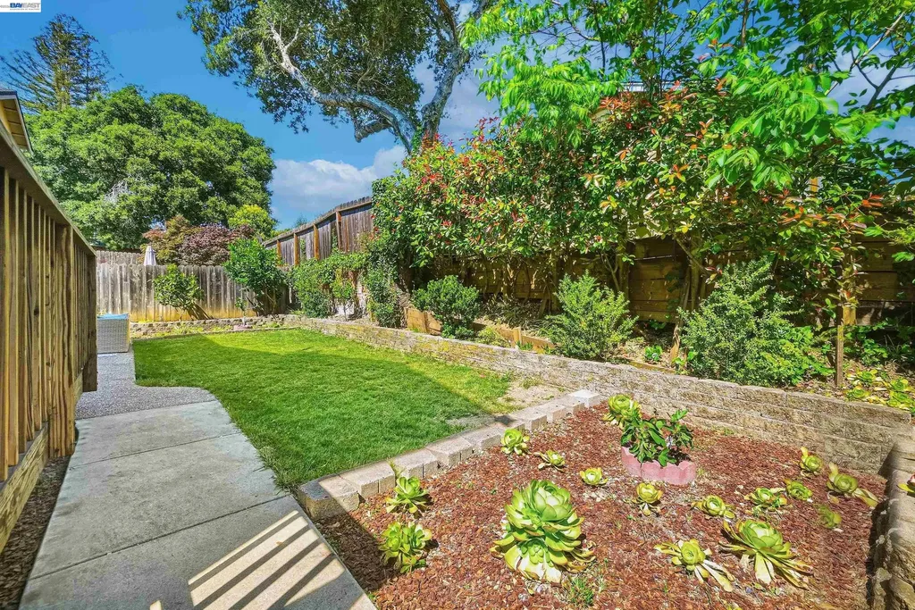 5133 Madison Lane Castro Valley CA 94546