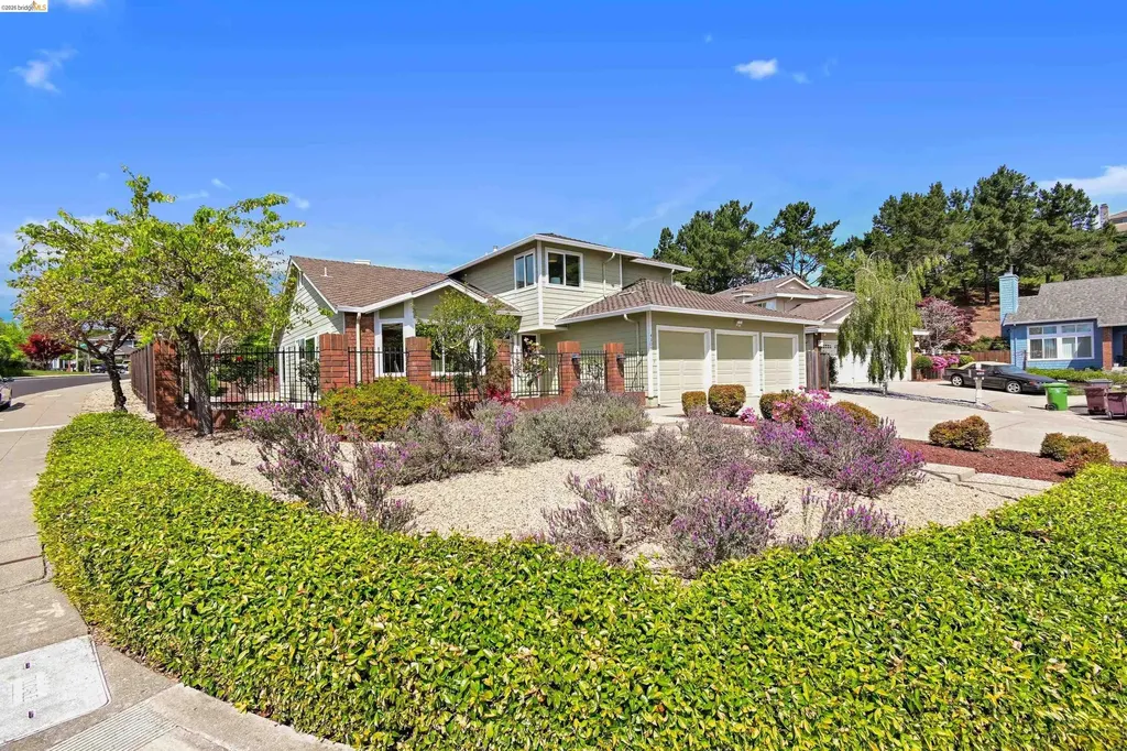 4303 Chamberlin Court Oakland CA 94619
