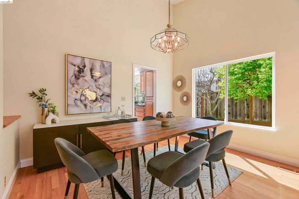 4303 Chamberlin Court Oakland CA 94619
