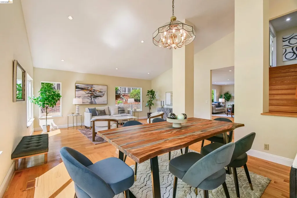 4303 Chamberlin Court Oakland CA 94619