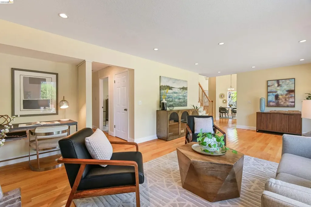 4303 Chamberlin Court Oakland CA 94619