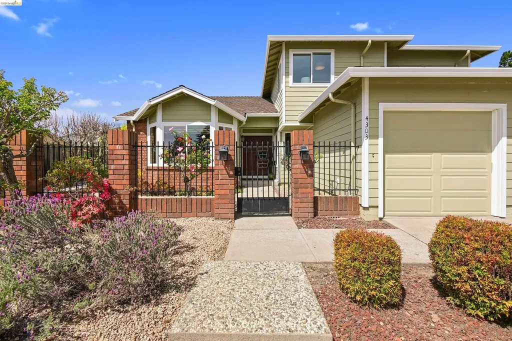 4303 Chamberlin Court Oakland CA 94619