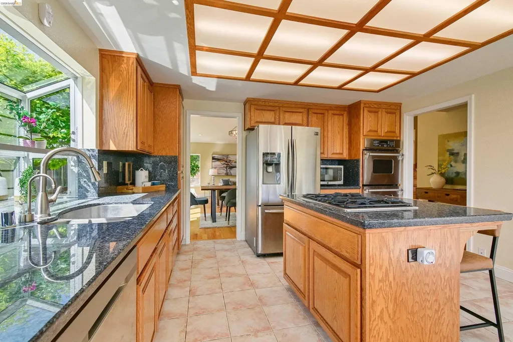 4303 Chamberlin Court Oakland CA 94619