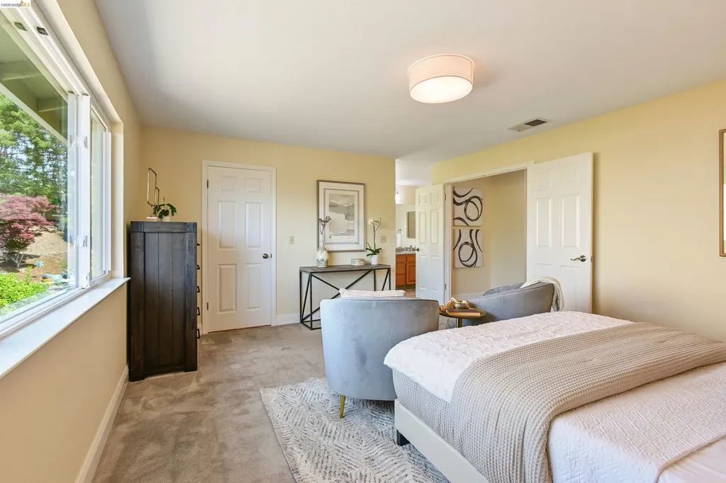 4303 Chamberlin Court Oakland CA 94619