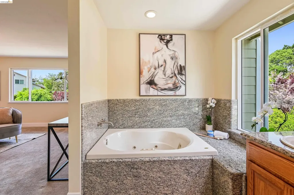 4303 Chamberlin Court Oakland CA 94619