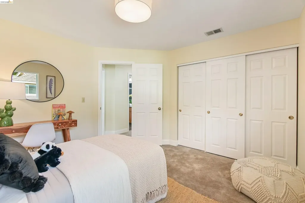 4303 Chamberlin Court Oakland CA 94619