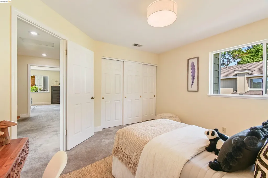 4303 Chamberlin Court Oakland CA 94619