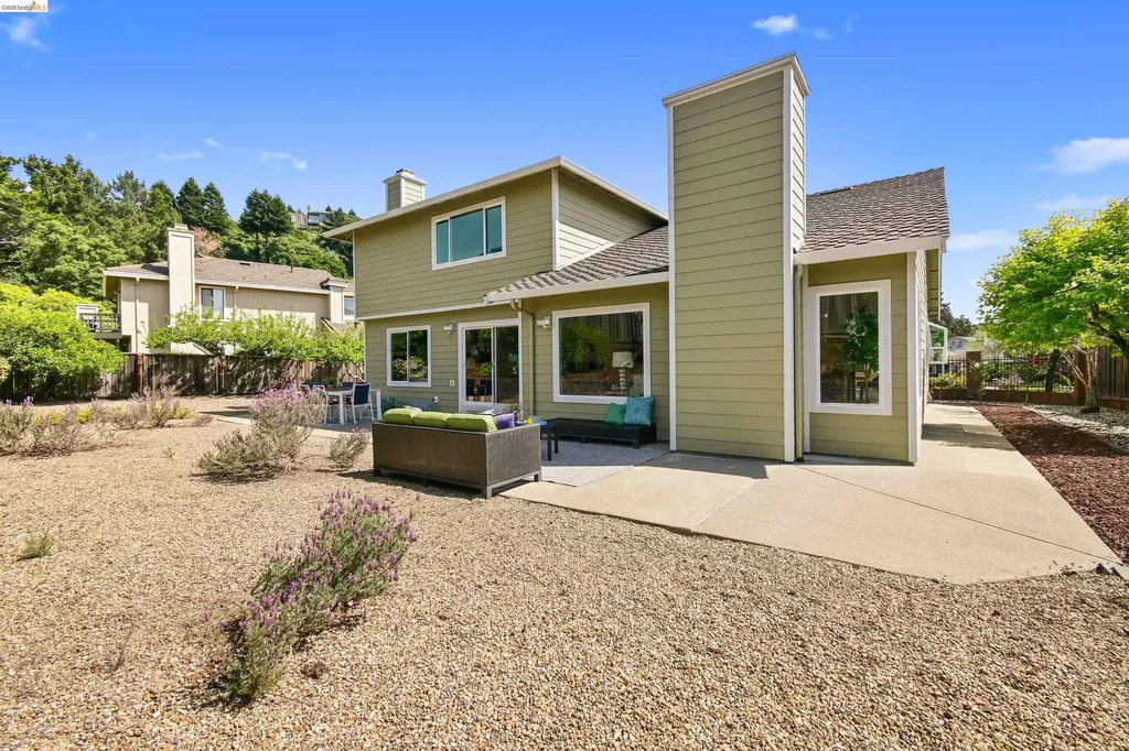 4303 Chamberlin Court Oakland CA 94619