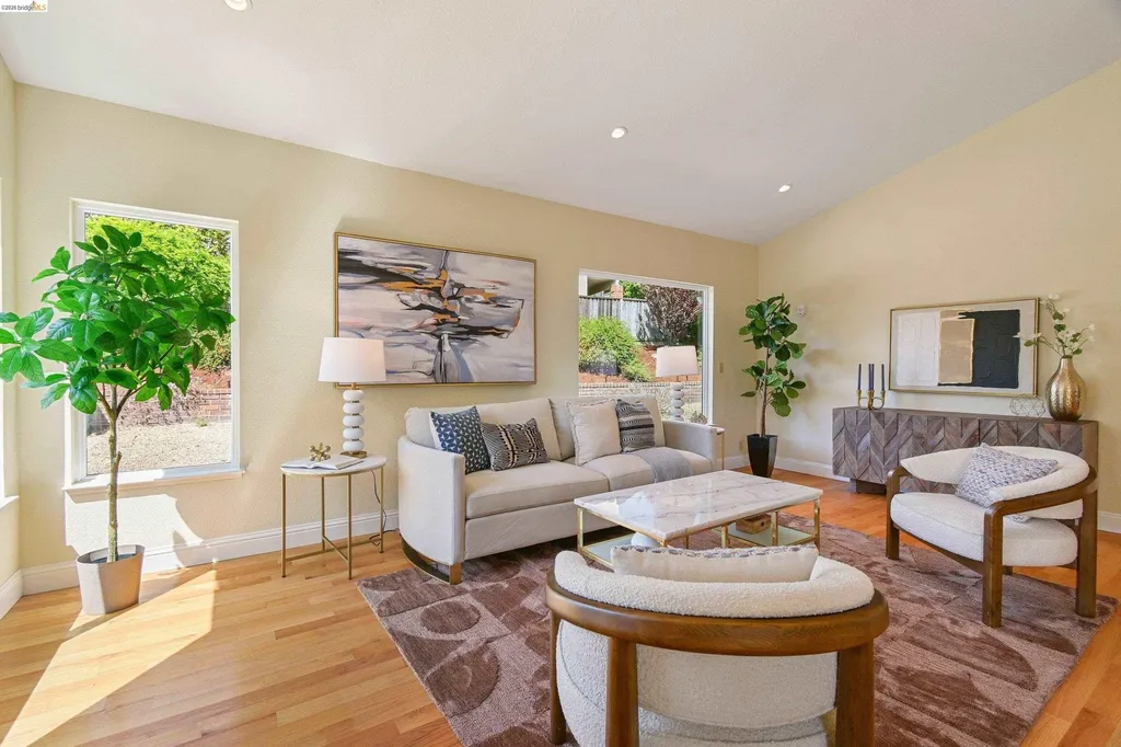 4303 Chamberlin Court Oakland CA 94619