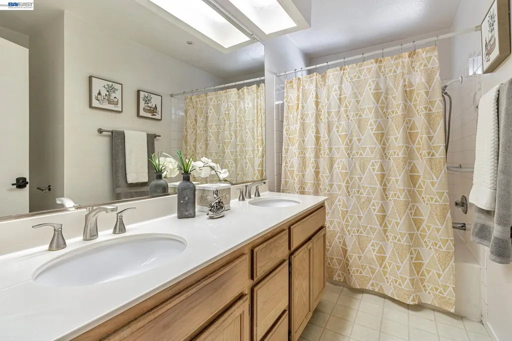 385 Kensington Common Livermore CA 94551