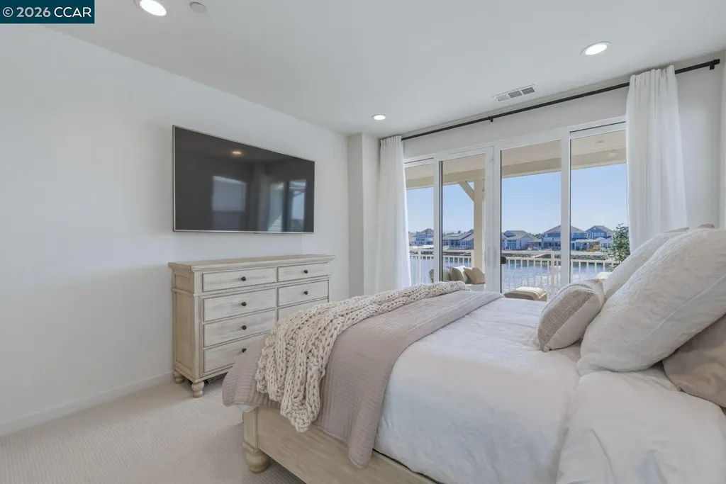 673 Point Place Bethel Island CA 94511