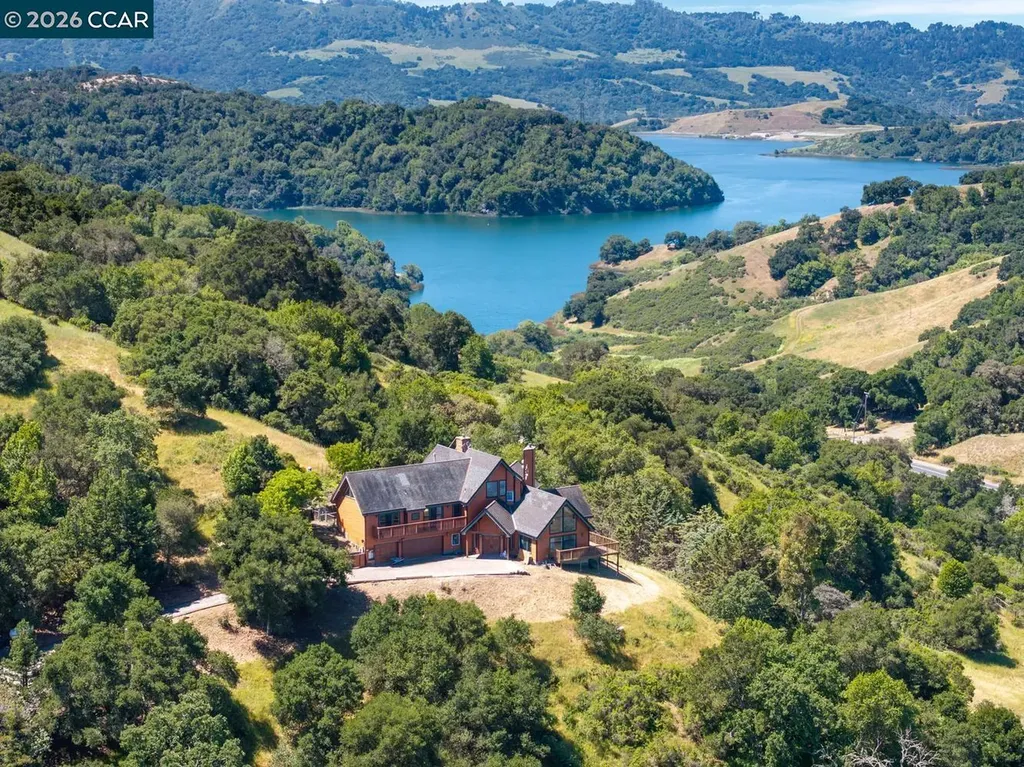224 Bear Oaks Lane Martinez CA 94553