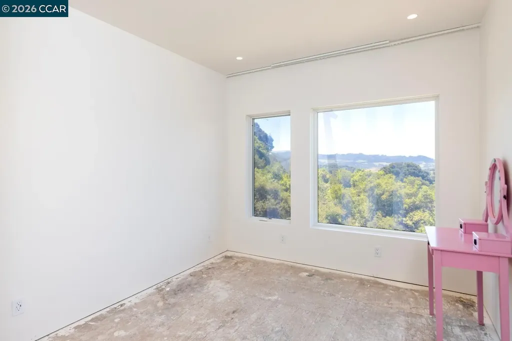 224 Bear Oaks Lane Martinez CA 94553