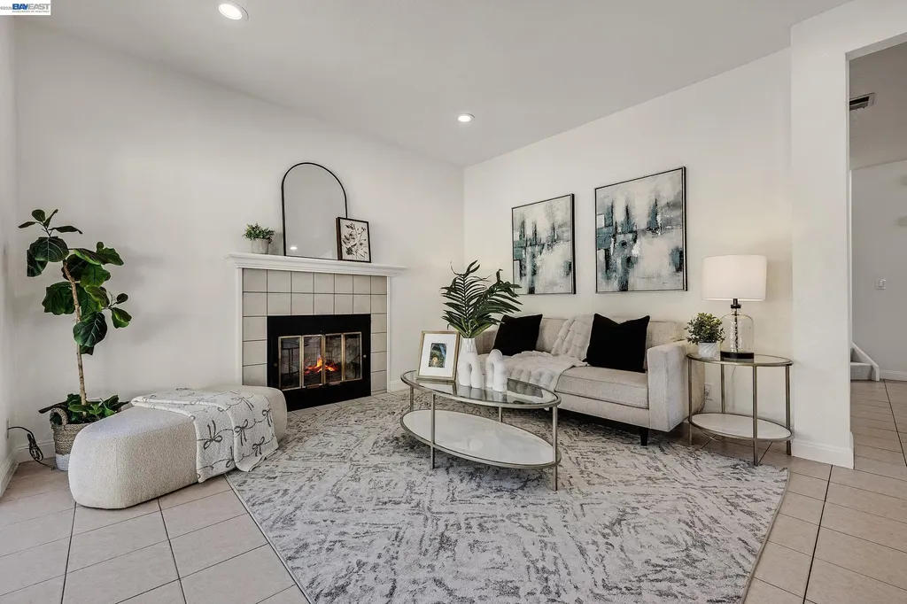 4290 Tiburon Drive Fremont CA 94555