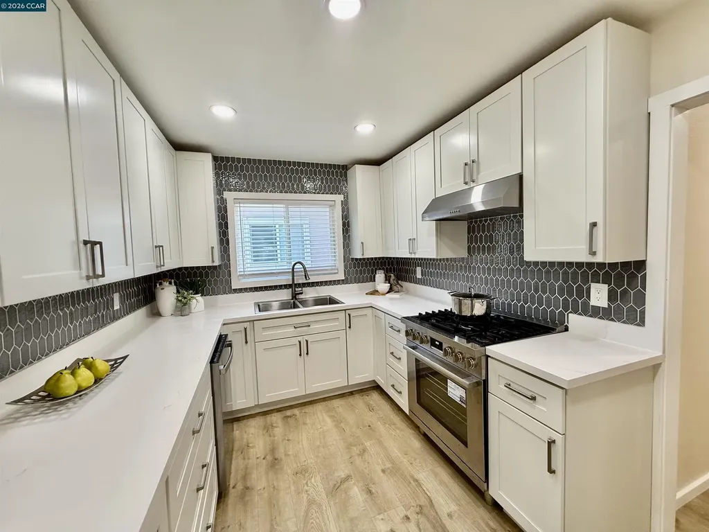 355 Lofas Place Vallejo CA 94589