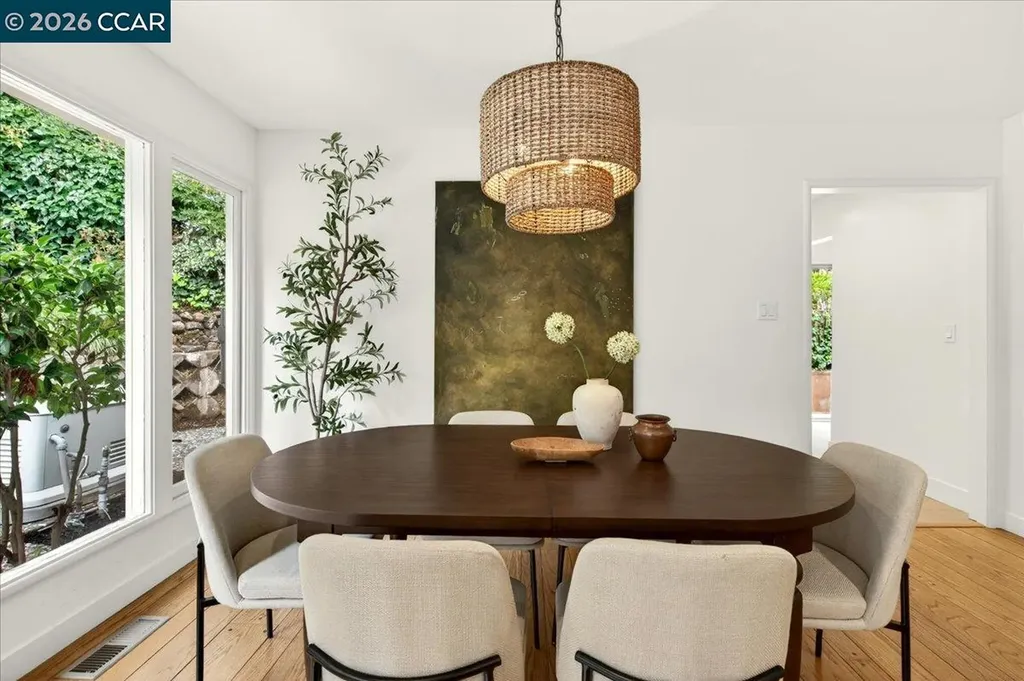 24 Las Vegas Road Orinda CA 94563