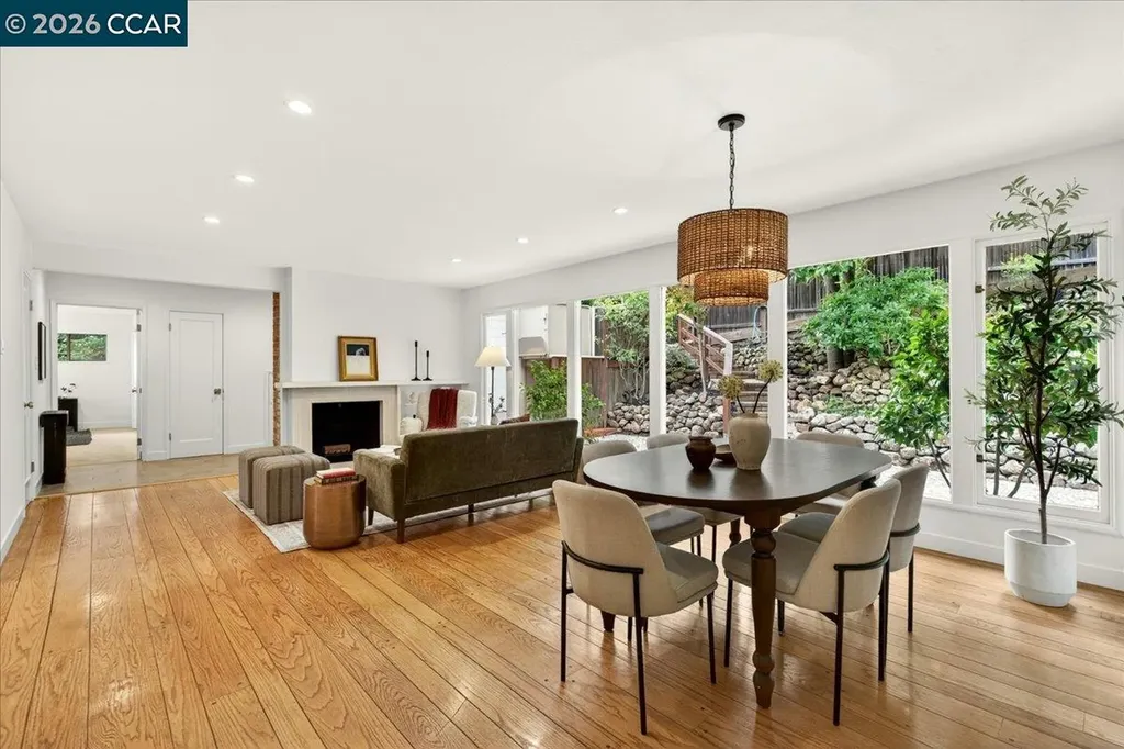 24 Las Vegas Road Orinda CA 94563