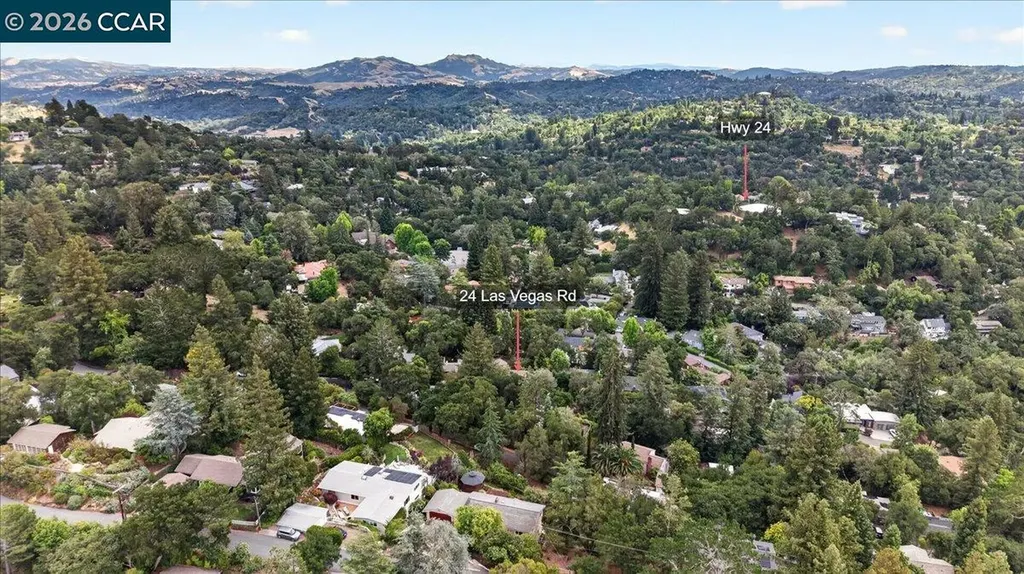 24 Las Vegas Road Orinda CA 94563