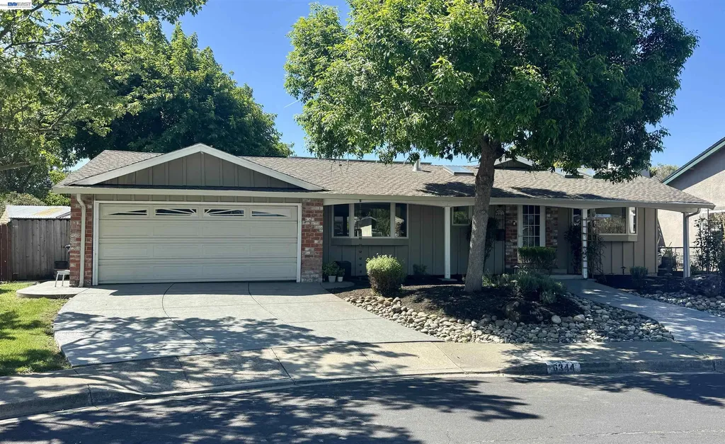 6344 Beech Court Pleasanton CA 94588