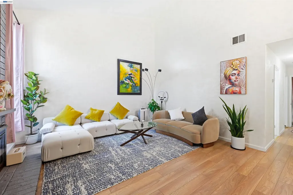2402 Heathrow Lane San Leandro CA 94577