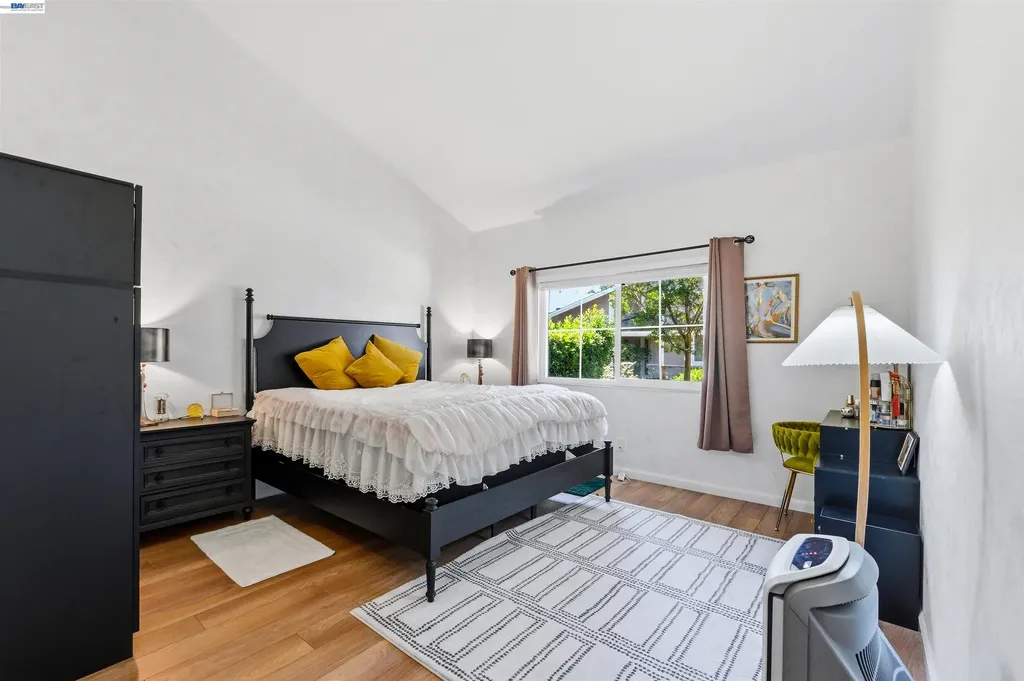 2402 Heathrow Lane San Leandro CA 94577