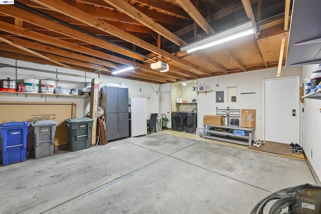 2402 Heathrow Lane San Leandro CA 94577