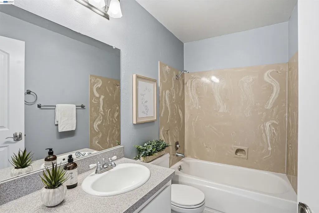 1235 Marina Circle Discovery Bay CA 94505