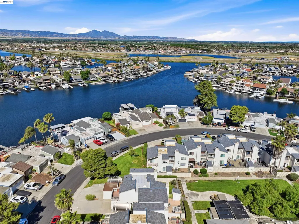 1235 Marina Circle Discovery Bay CA 94505