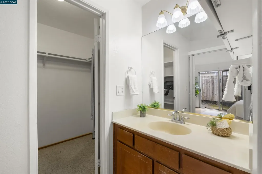 2549 San Leandro Boulevard San Leandro CA 94578