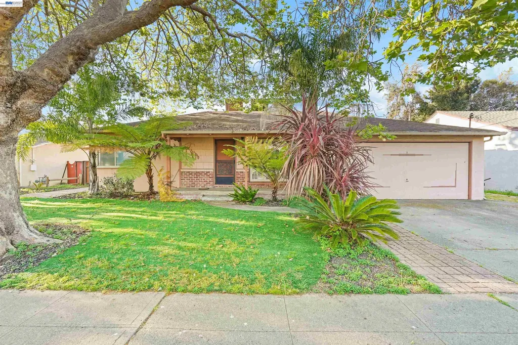 15879 Via Cordoba San Lorenzo CA 94580