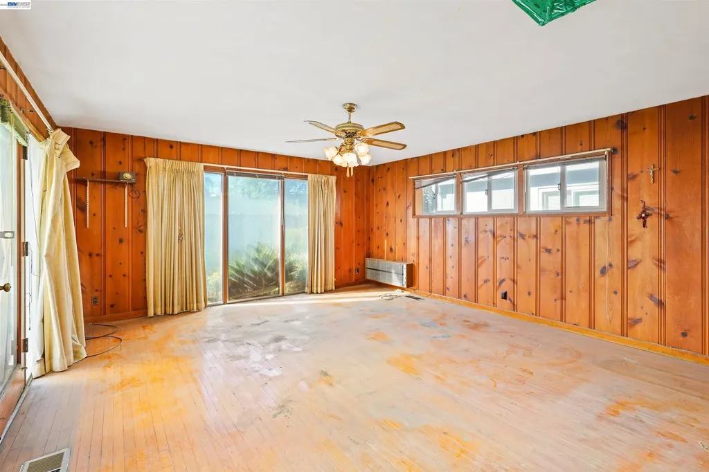 15879 Via Cordoba San Lorenzo CA 94580