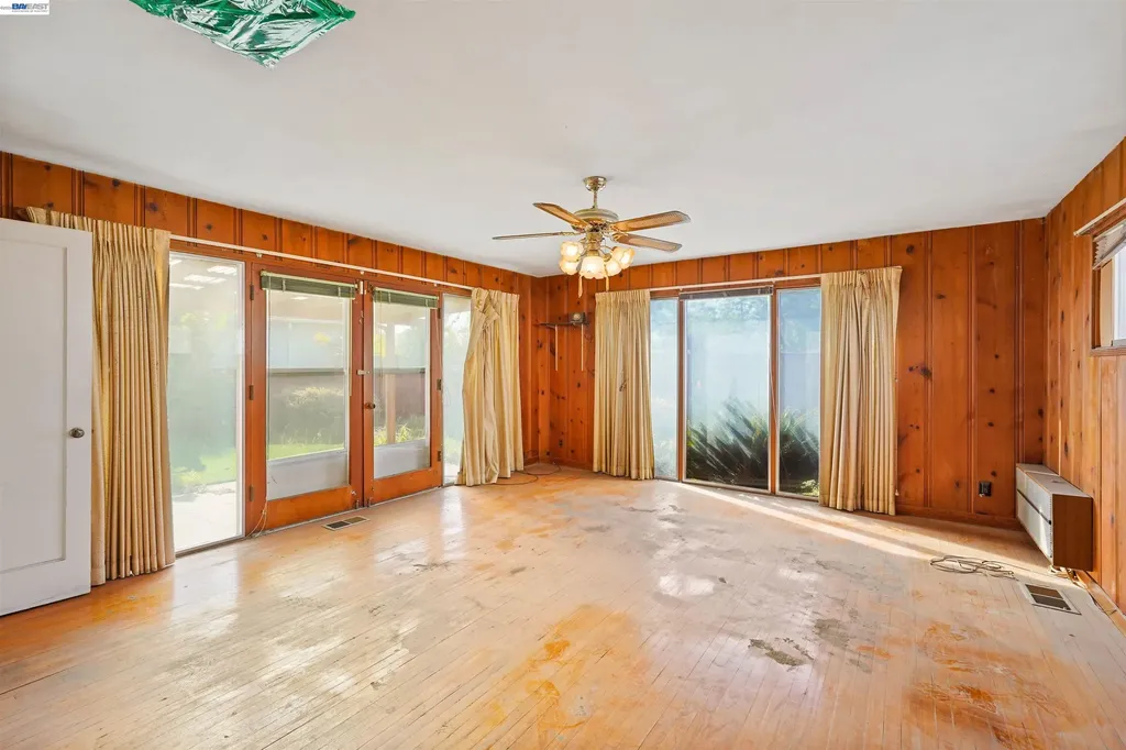 15879 Via Cordoba San Lorenzo CA 94580