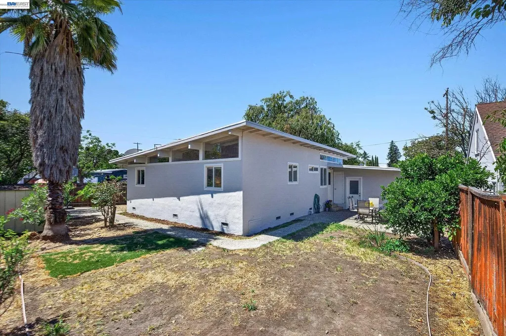 1202 P Street Livermore CA 94551