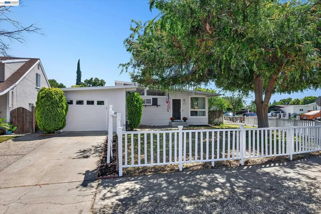 1202 P Street Livermore CA 94551