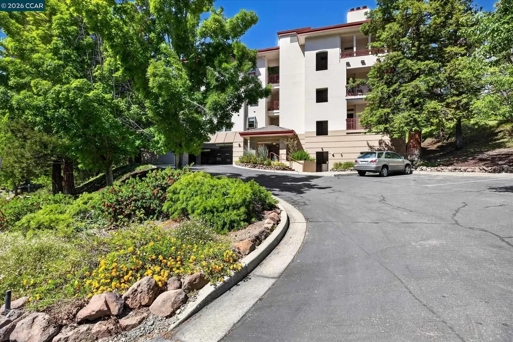 5913 Horsemans Canyon Drive Walnut Creek CA 94595
