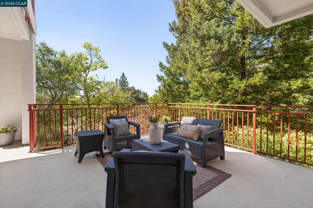 5913 Horsemans Canyon Drive Walnut Creek CA 94595