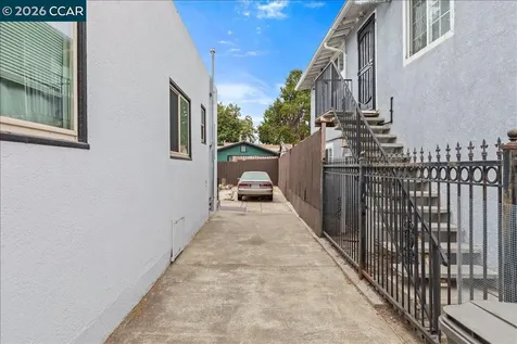 9903 Olive Street Oakland CA 94603