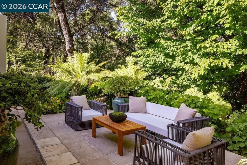 3907 Happy Valley Road Lafayette CA 94549