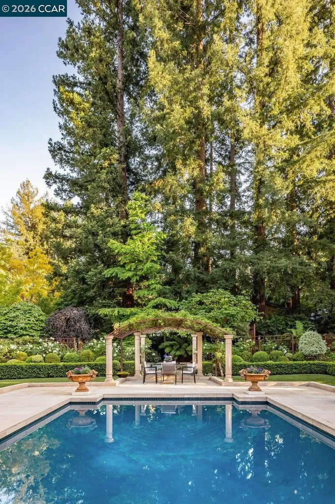 3907 Happy Valley Road Lafayette CA 94549
