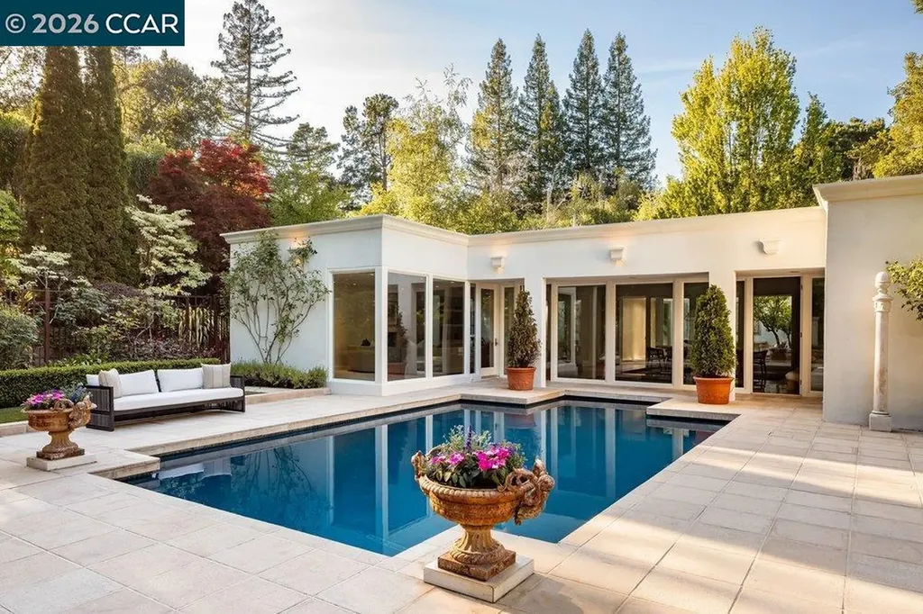 3907 Happy Valley Road Lafayette CA 94549