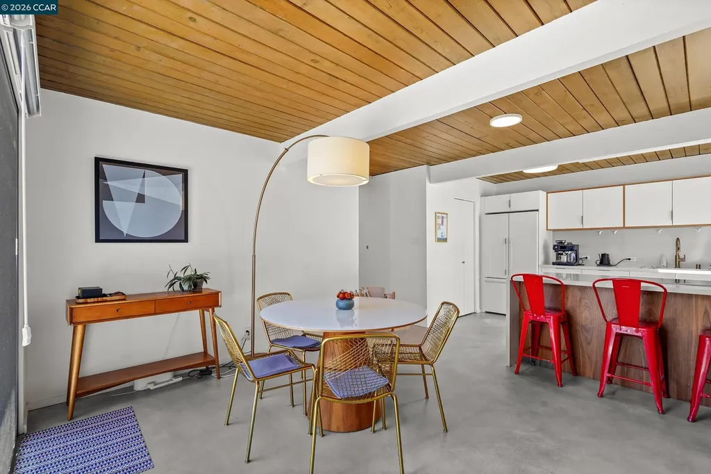 8010 Shay Drive Oakland CA 94605