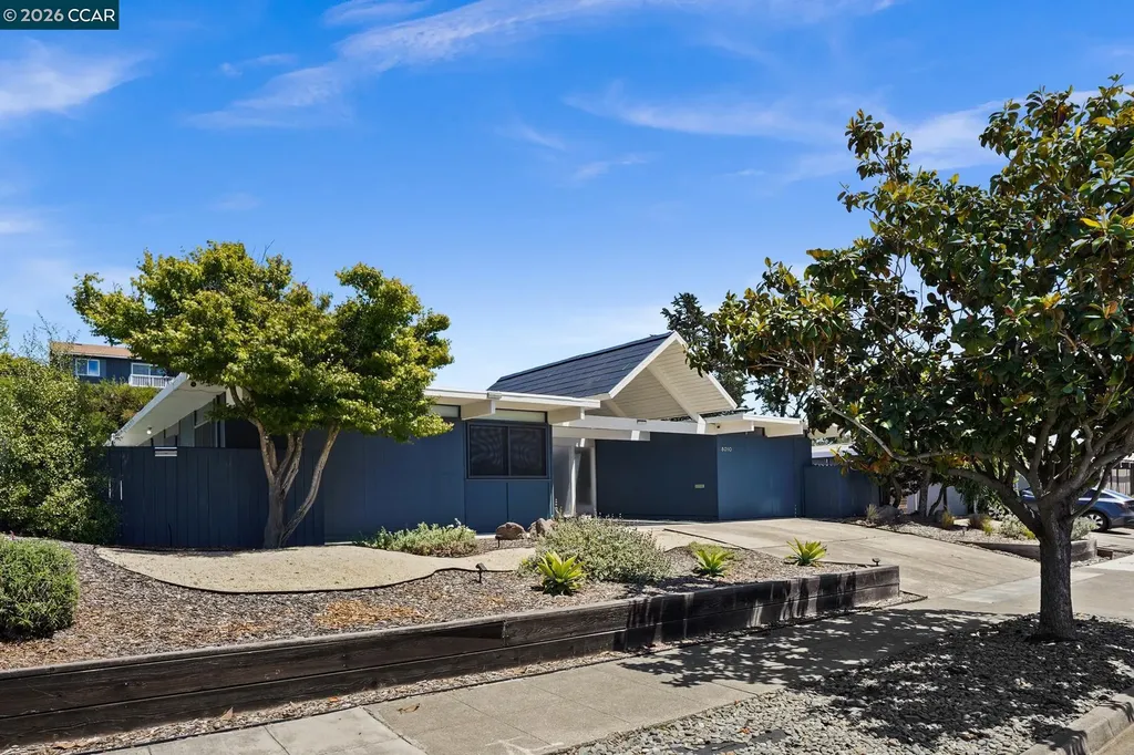 8010 Shay Drive Oakland CA 94605