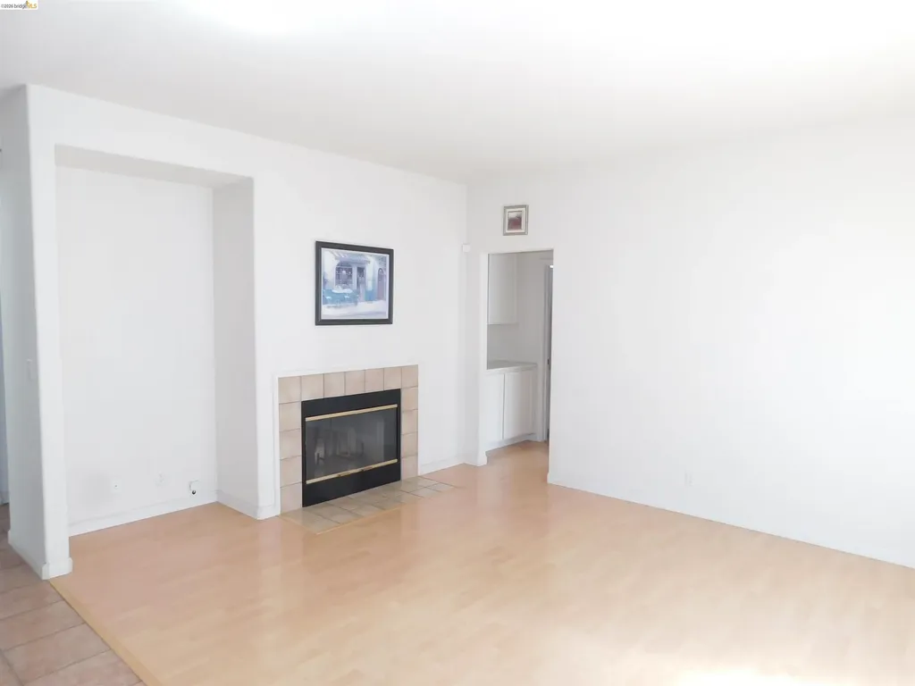 15678 Atlantus Avenue San Leandro CA 94579