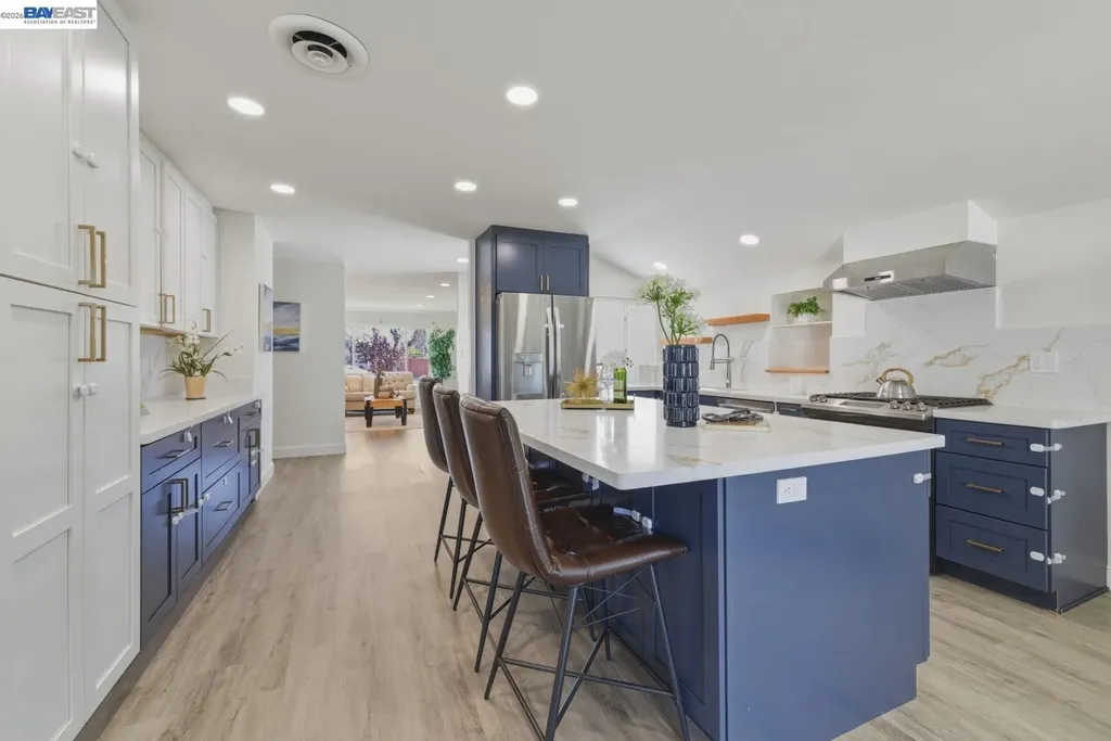35760 Haley Street Newark CA 94560