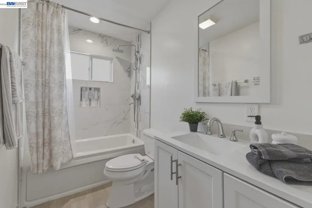 35760 Haley Street Newark CA 94560